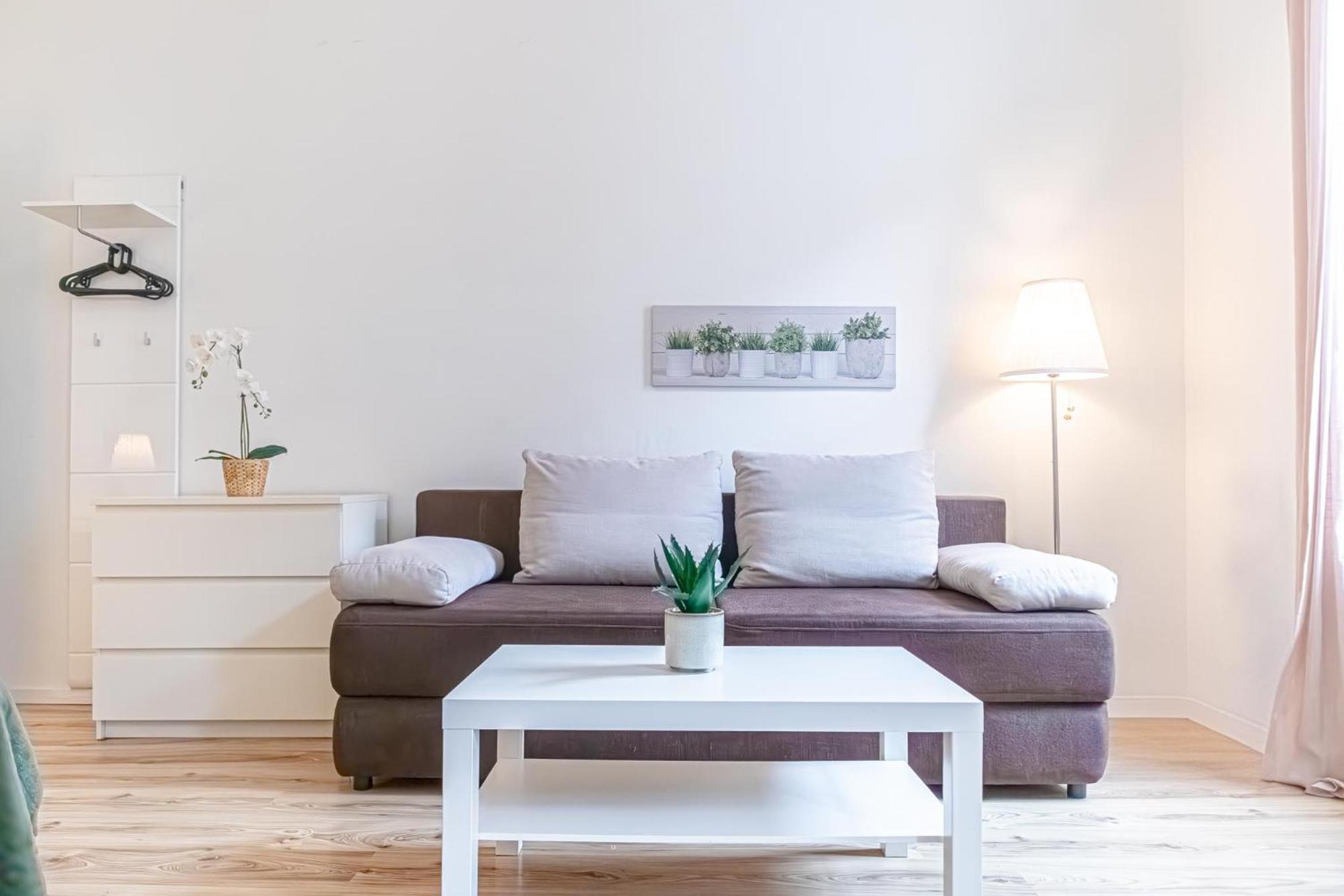 Budget-Friendly 2Br Apt With Great Location Apartment เวียนนา ภายนอก รูปภาพ